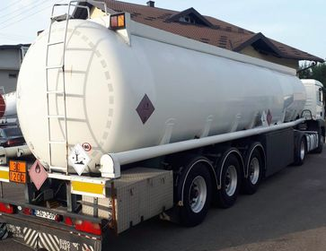 Willig Sana 400 Tank trailer (2)