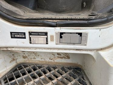 Renault Premium 2008  (35)