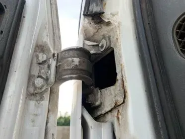 IVECO TRAKKER  MP340 E 8x4/ 2000/ concrete mixer truck  (51)