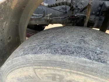 IVECO TRAKKER  MP340 E 8x4/ 2000/ concrete mixer truck  (76)