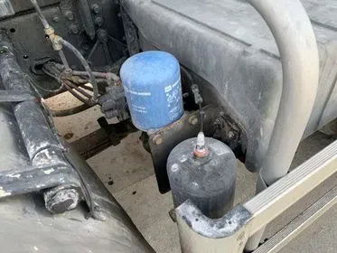 IVECO TRAKKER  MP340 E 8x4/ 2000/ concrete mixer truck  (81)