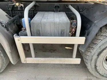 IVECO TRAKKER  MP340 E 8x4/ 2000/ concrete mixer truck  (82)