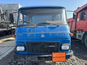 AVIA / 1991 / 393 252 km (2)