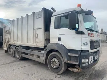 MAN TGS 26.320 6X2/ Haller X2C/ 2009/ 276 406 km  (7)