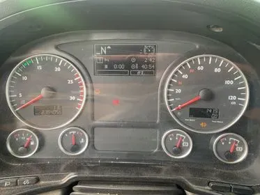 MAN TGS 26.320 6X2/ Haller X2C/ 2009/ 276 406 km  (30)