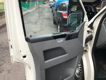 Volkswagen Transporter T5 / 2007 / 420 000 km (10)