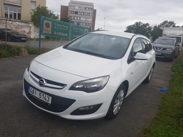 OPEL Astra 1,6 Tourer (1)