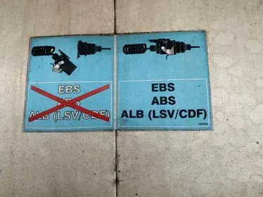 Schmitz Cargobull SKO 24/2007/ refrigerated semi-trailer (56)