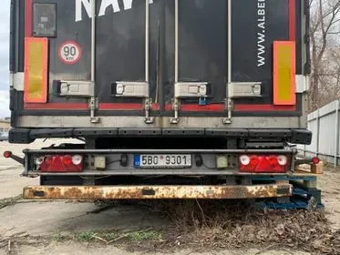 Schmitz Cargobull SKO 24/2007/ refrigerated semi-trailer (9)