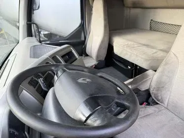 Renault PREMIUM DXI R 450 19 T / 2008 / 875 000 km (10)