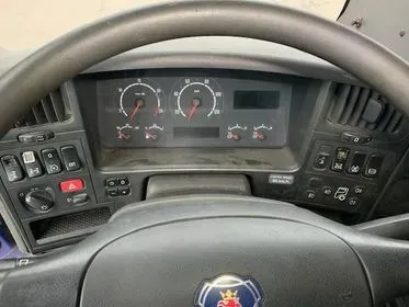 Scania P420 + přívěs na přepravu dřeva / 2005 / 730 000 km (13)