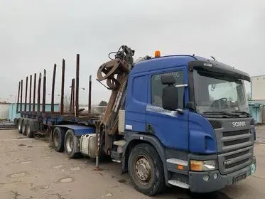Scania P420 + přívěs na přepravu dřeva / 2005 / 730 000 km (3)