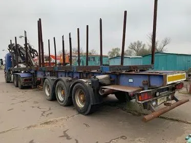 Scania P420 + přívěs na přepravu dřeva / 2005 / 730 000 km (9)