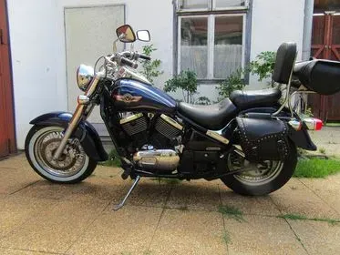 KAWASAKI VN 800 klassic / 2004 / 39 000 km (1)