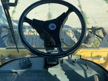 NEW HOLLAND FX 38/ 2000/ 3469 mth  (17)