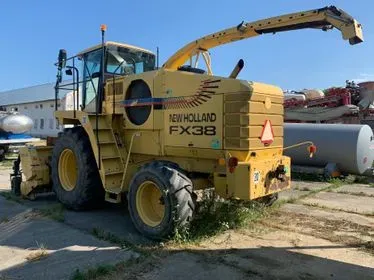 NEW HOLLAND FX 38/ 2000/ 3469 mth  (3)