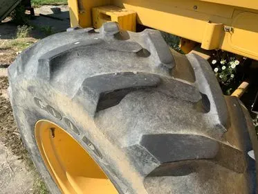 NEW HOLLAND FX 38/ 2000/ 3469 mth  (48)