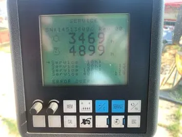 NEW HOLLAND FX 38/ 2000/ 3469 mth  (10)