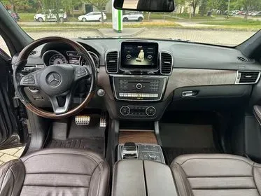 Mercedes-Benz GLS 63 GLS -Klasse GLS 63 AMG 4Matic/ 08/2016 (9)