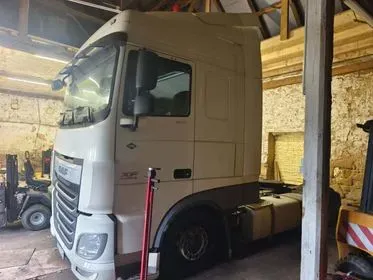 DAF XF 460 FT / 2015 / 947 000 km (1)