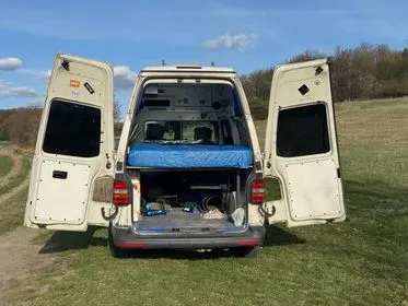 Volkswagen Transporter T5 / 2007 / 290 000 (4)