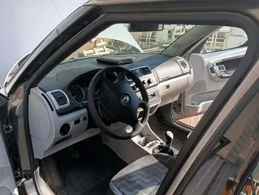 Škoda Roomster 16V / 2007 / 265 300 km (8)