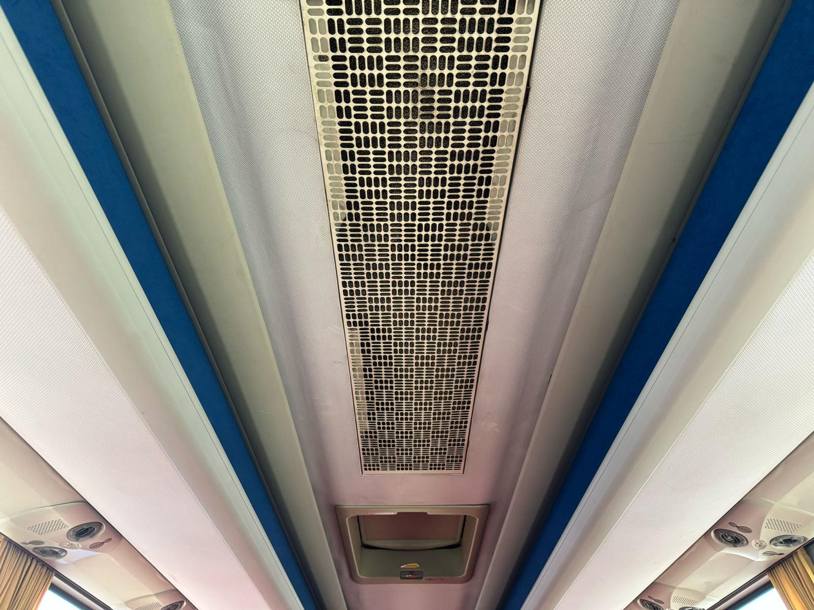 IRISBUS EVADYS SFR 1186A / 2005 / 550 000 km