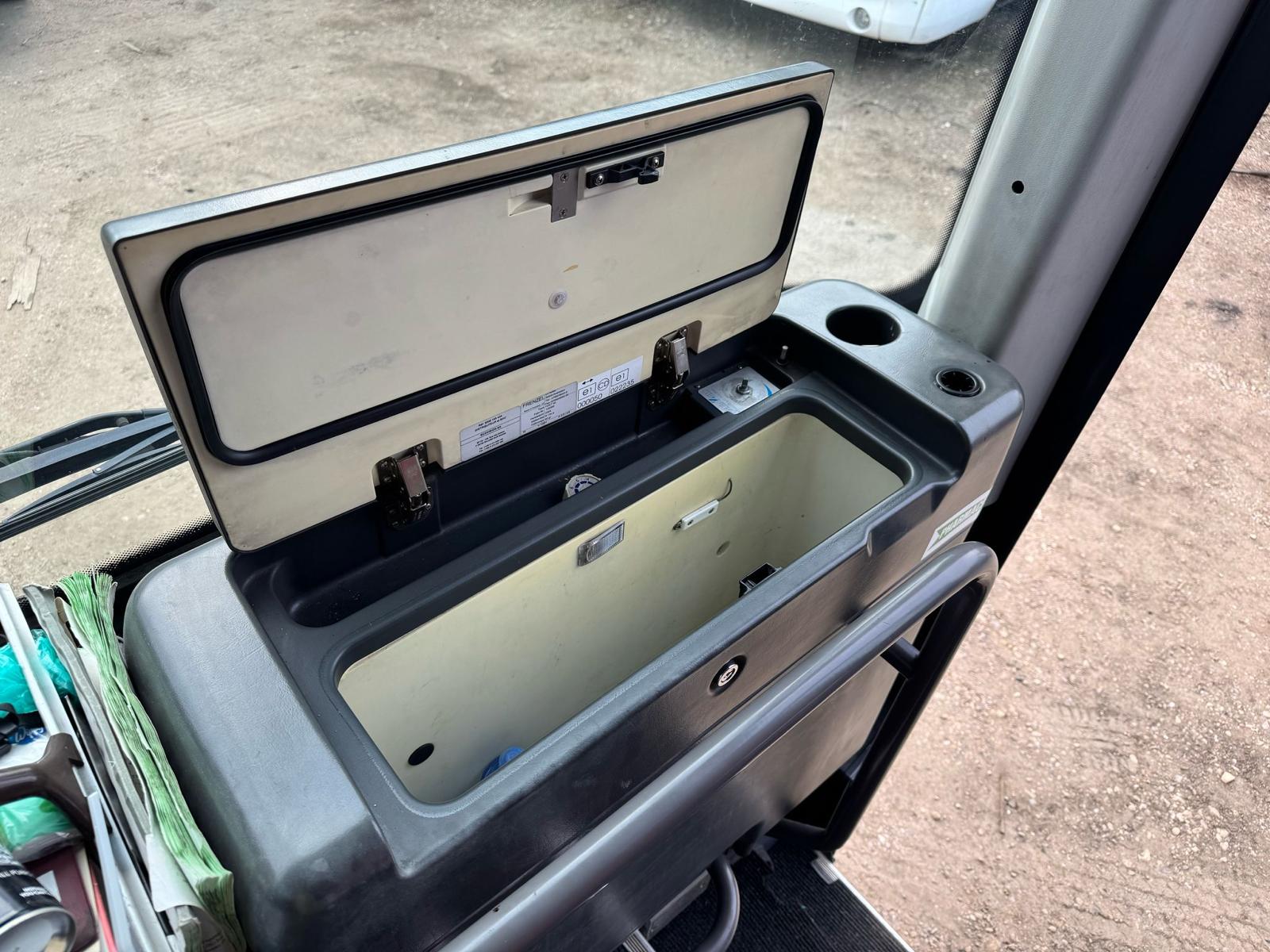 IRISBUS EVADYS SFR 1186A / 2005 / 550 000 km