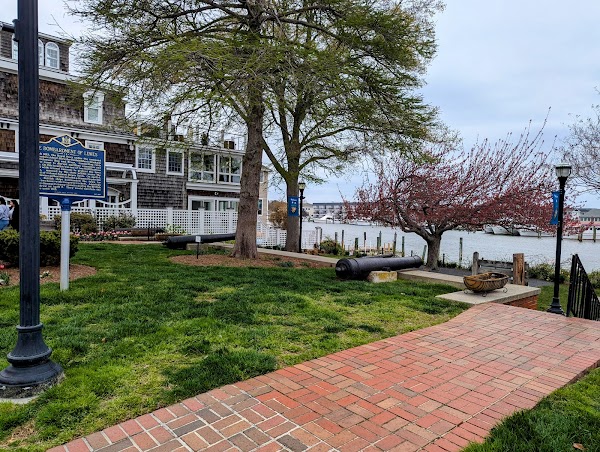 1812 Memorial Park grounds