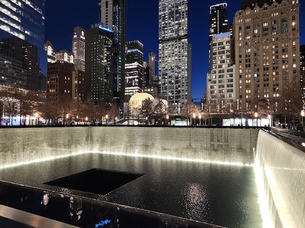 9/11 Memorial Pools grounds