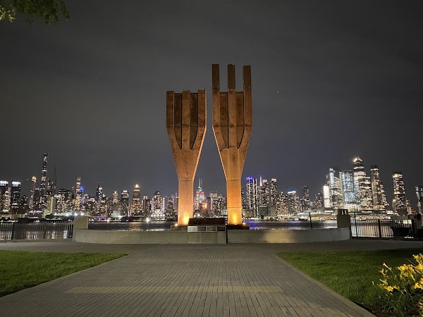 9/11 Memorial Weehawken grounds