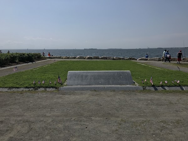 9/11 Memorial grounds