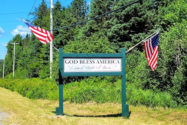 Acadia National Cemetery grounds