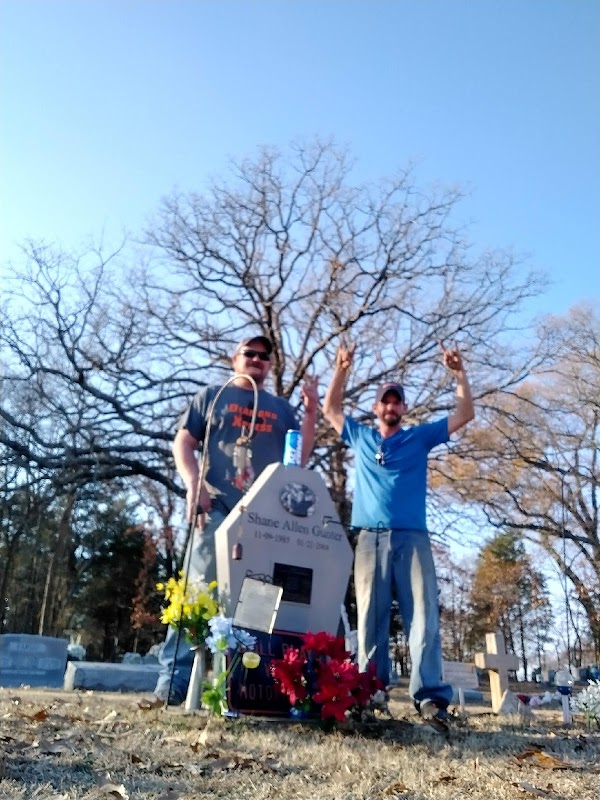 Akins Cemetery grounds