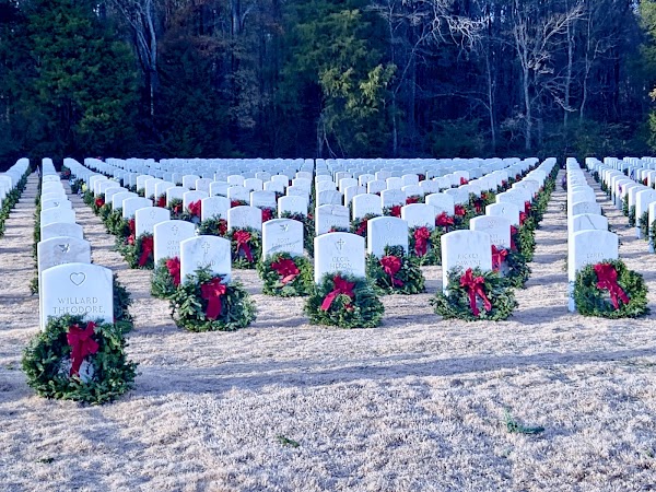 Alabama National Cemetery grounds