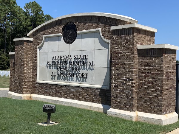 Alabama State Veterans Memorial Cemetery at Spanish Fort grounds