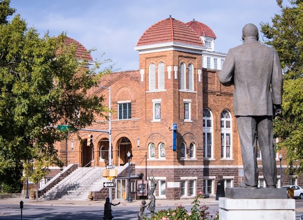 Alabama grounds