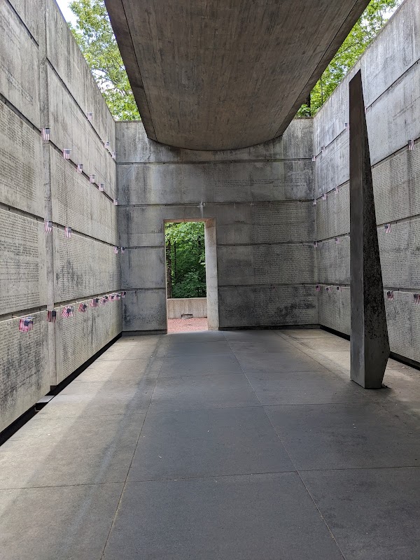 Alabama Veterans Memorial Park grounds