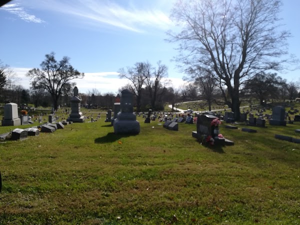 Alexandria Cemetery grounds