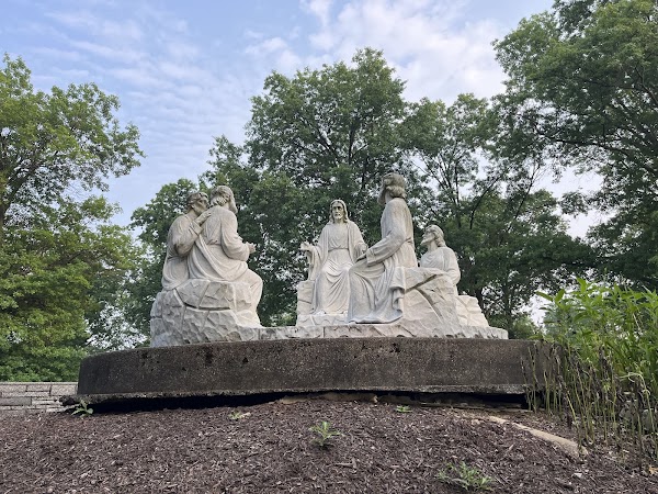 Allegheny County Memorial Park grounds