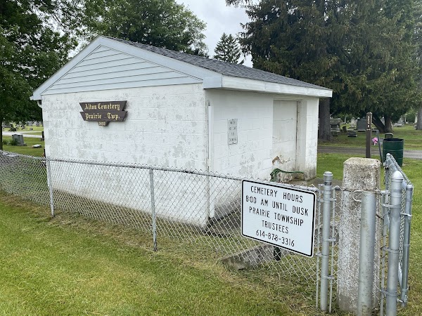Alton Cemetery grounds
