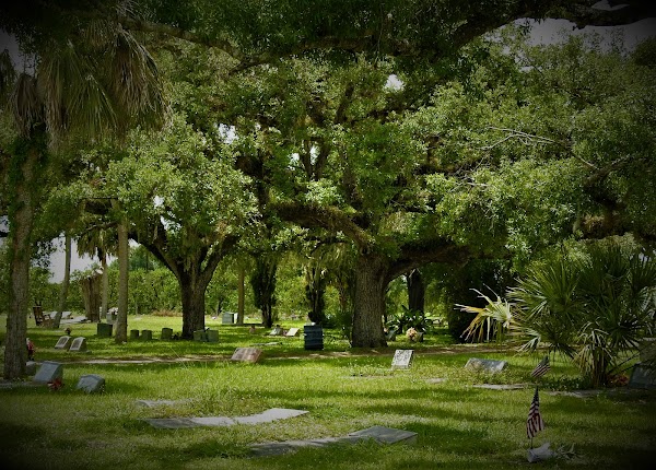 Alva Cemetery grounds