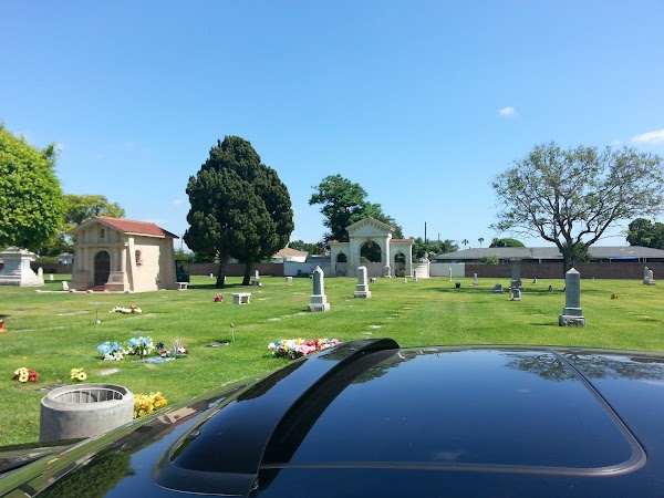 Anaheim Cemetery grounds