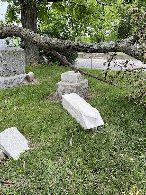 Anderson Cemetery grounds