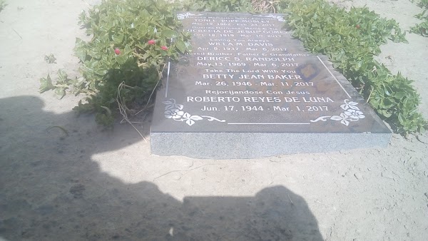 Angeles Abbey Memorial Park grounds