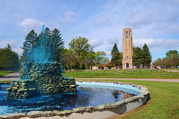 Appleton Highland Memorial Park grounds