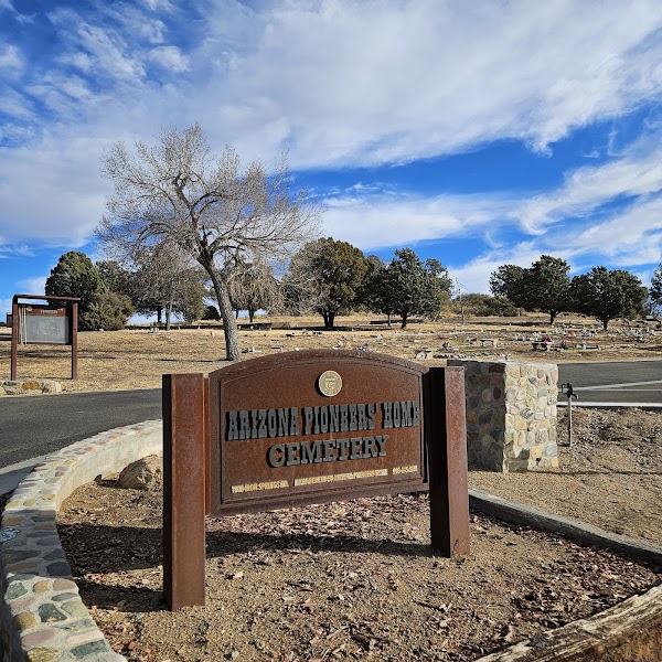Arizona Pioneers Home Cemetery grounds