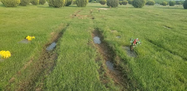 Arkansas Memorial Gardens grounds