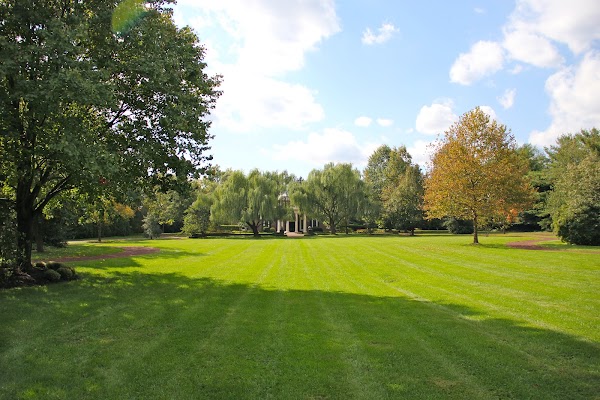 Arlington Cemetery grounds