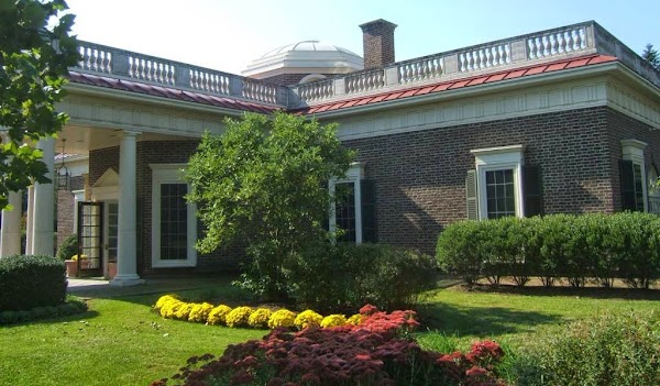 Arlington Cemetery grounds